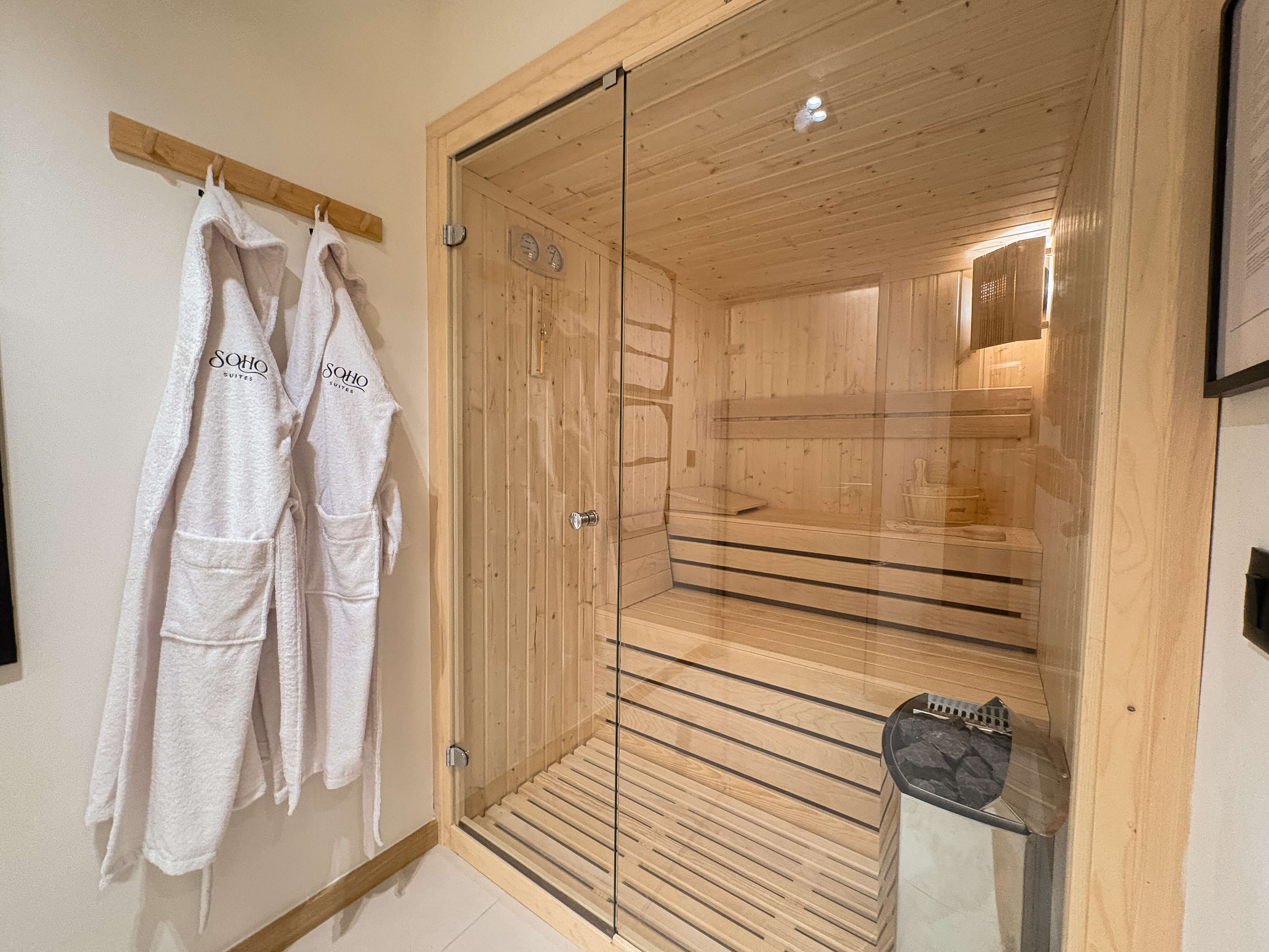 Sauna Suite