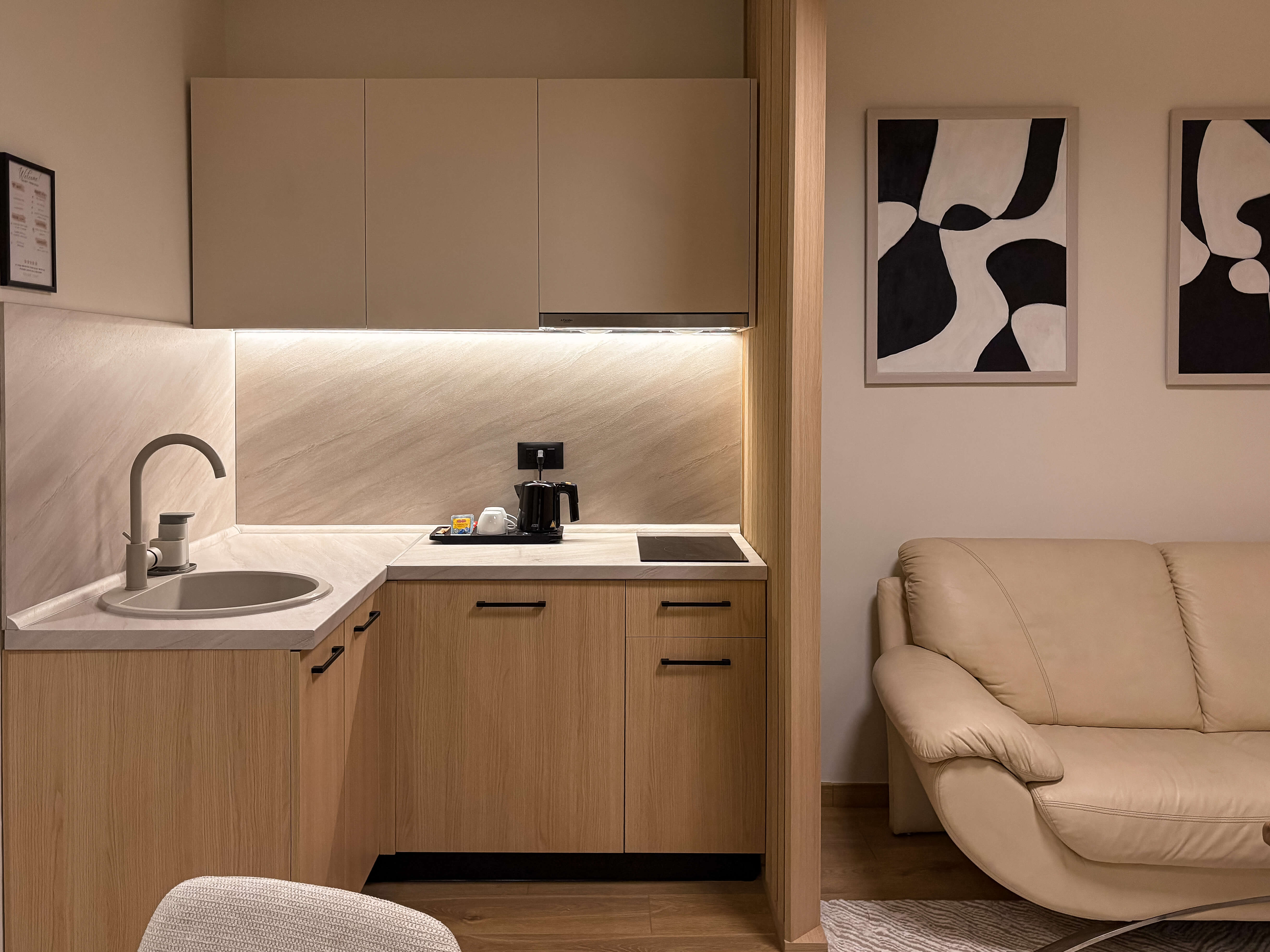 Superior Suite kitchen